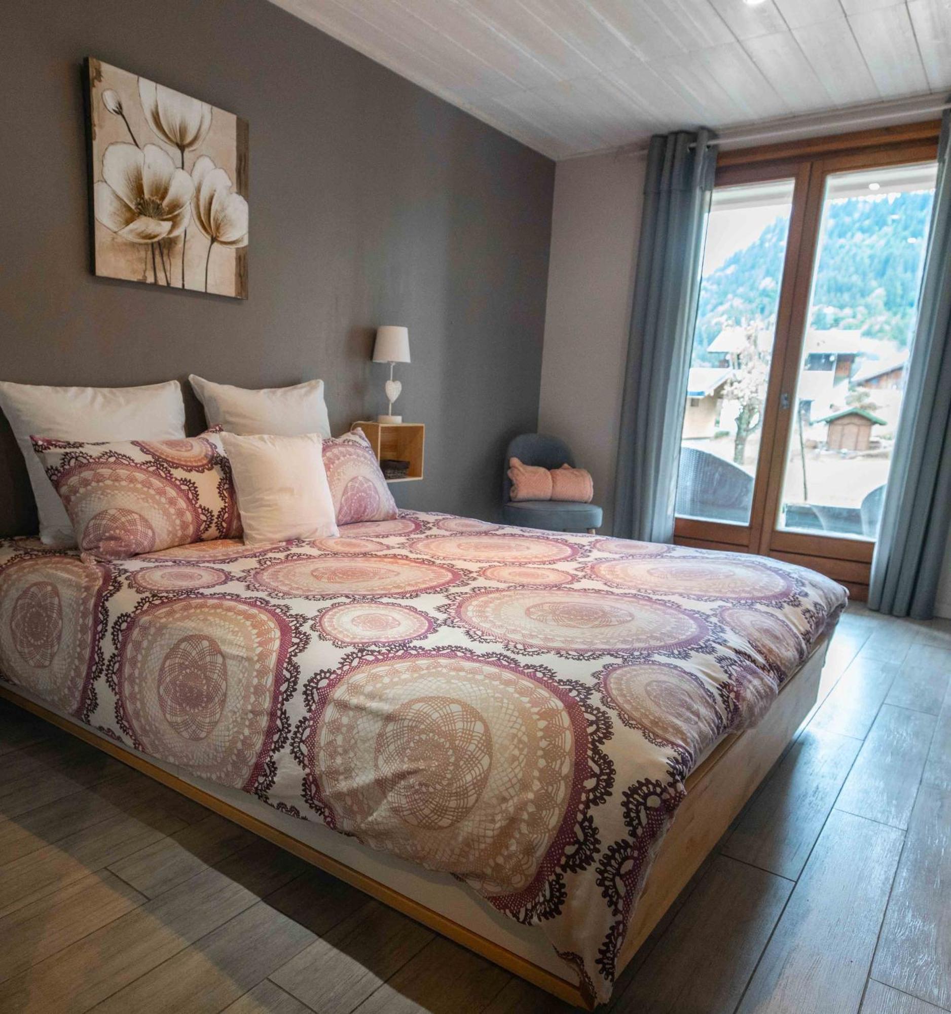 Chambres En Chalet Petit Dejeuner Inclus La Cote d'Arbroz Exterior photo