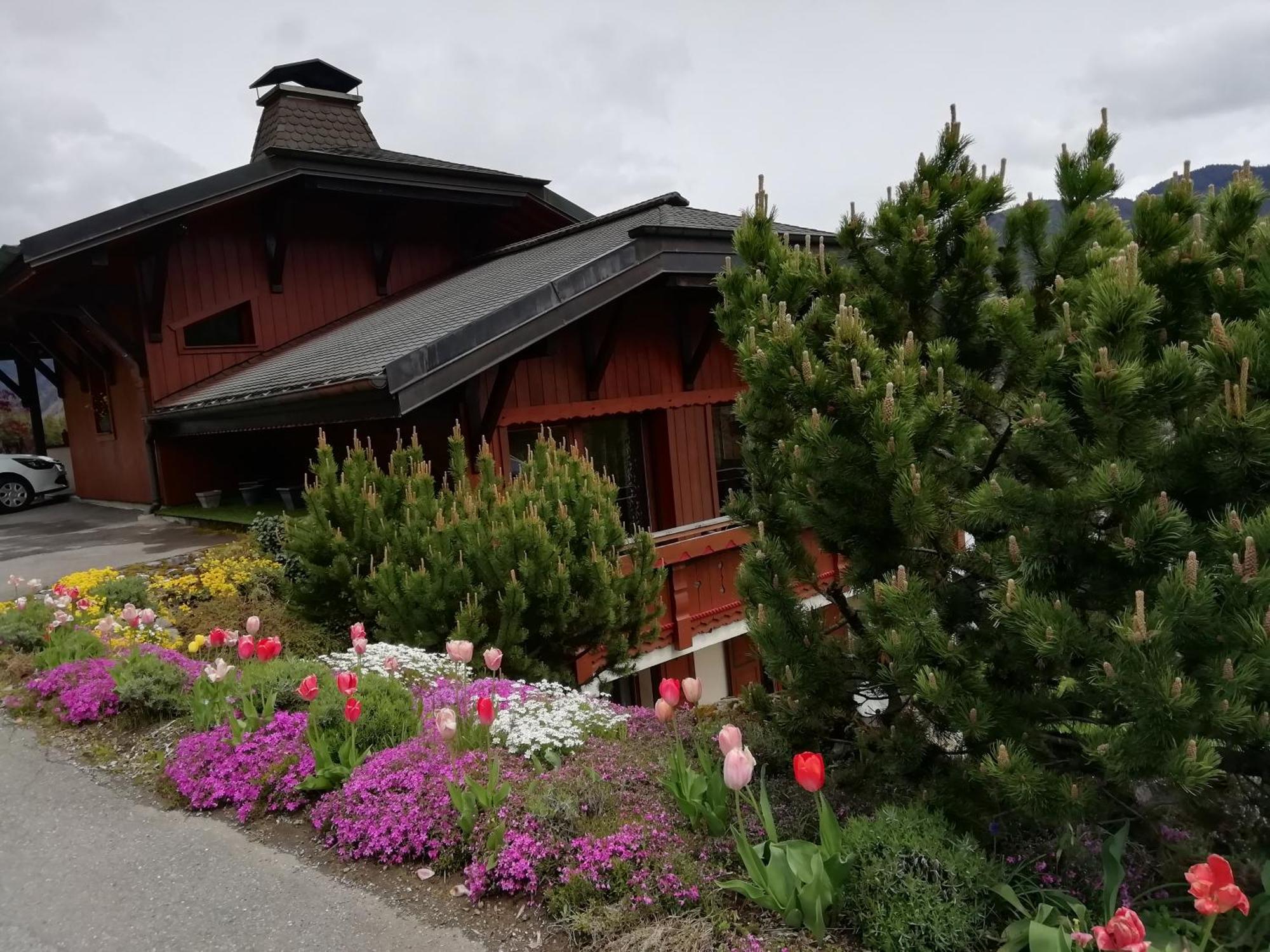 Chambres En Chalet Petit Dejeuner Inclus La Cote d'Arbroz Exterior photo